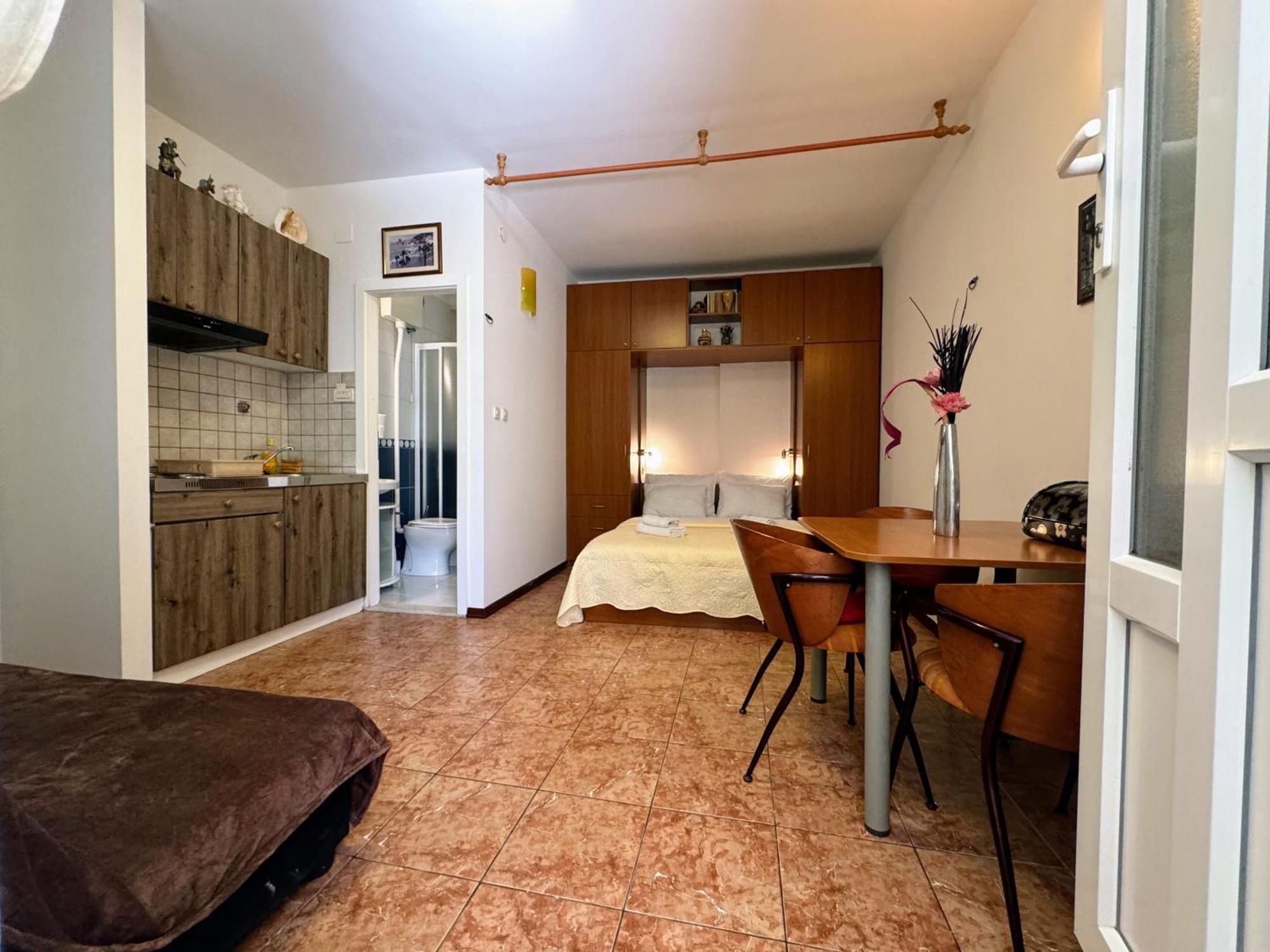 Grgur Studio Apartments سبليت المظهر الخارجي الصورة